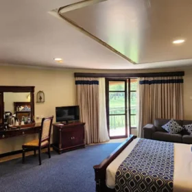 Explorea LLC Custom Itinerary - Kenya Safari